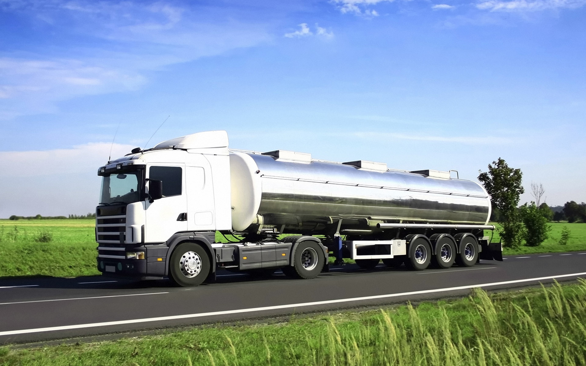 Tank_Truck_Fuel_Truck